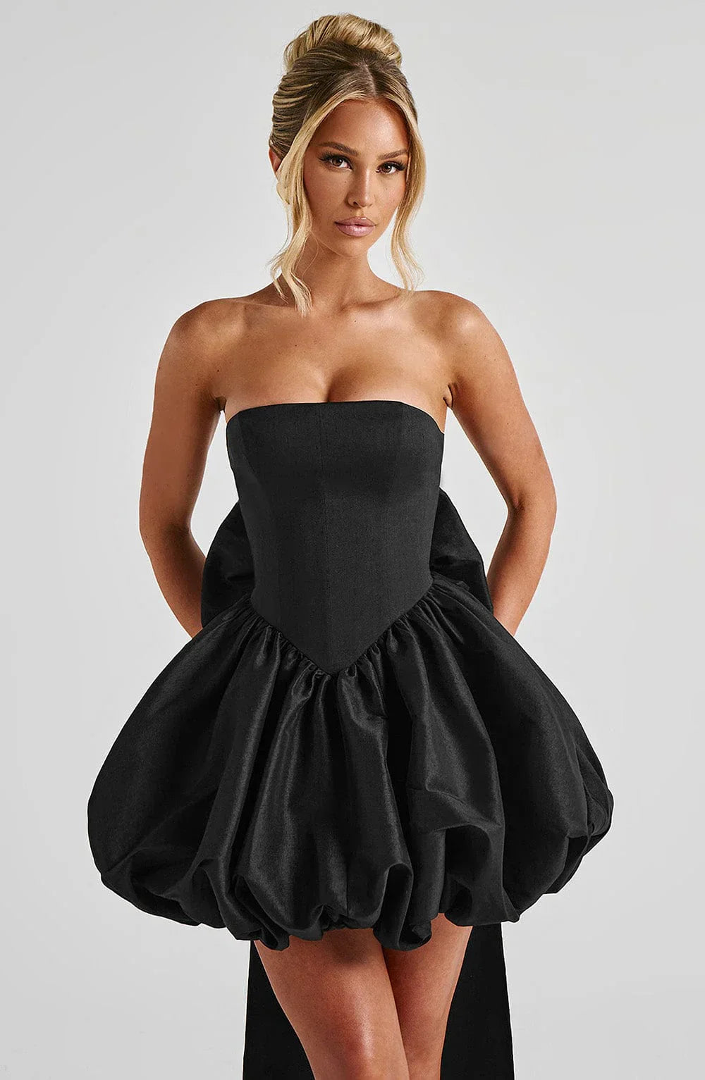 MAELIA MINI DRESS – BLACK