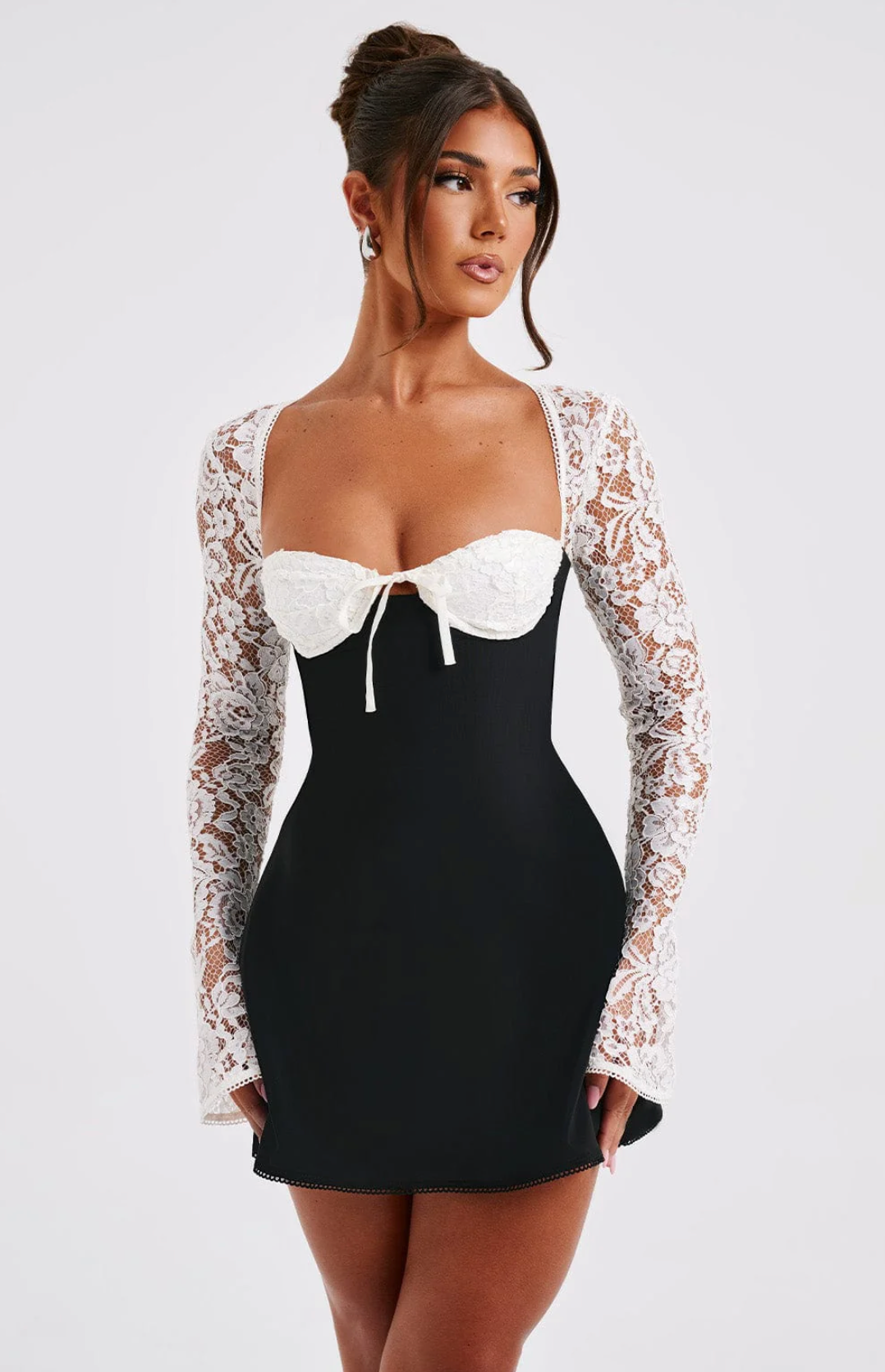 LIZA LACE MINI DRESS - BLACK/WHITE